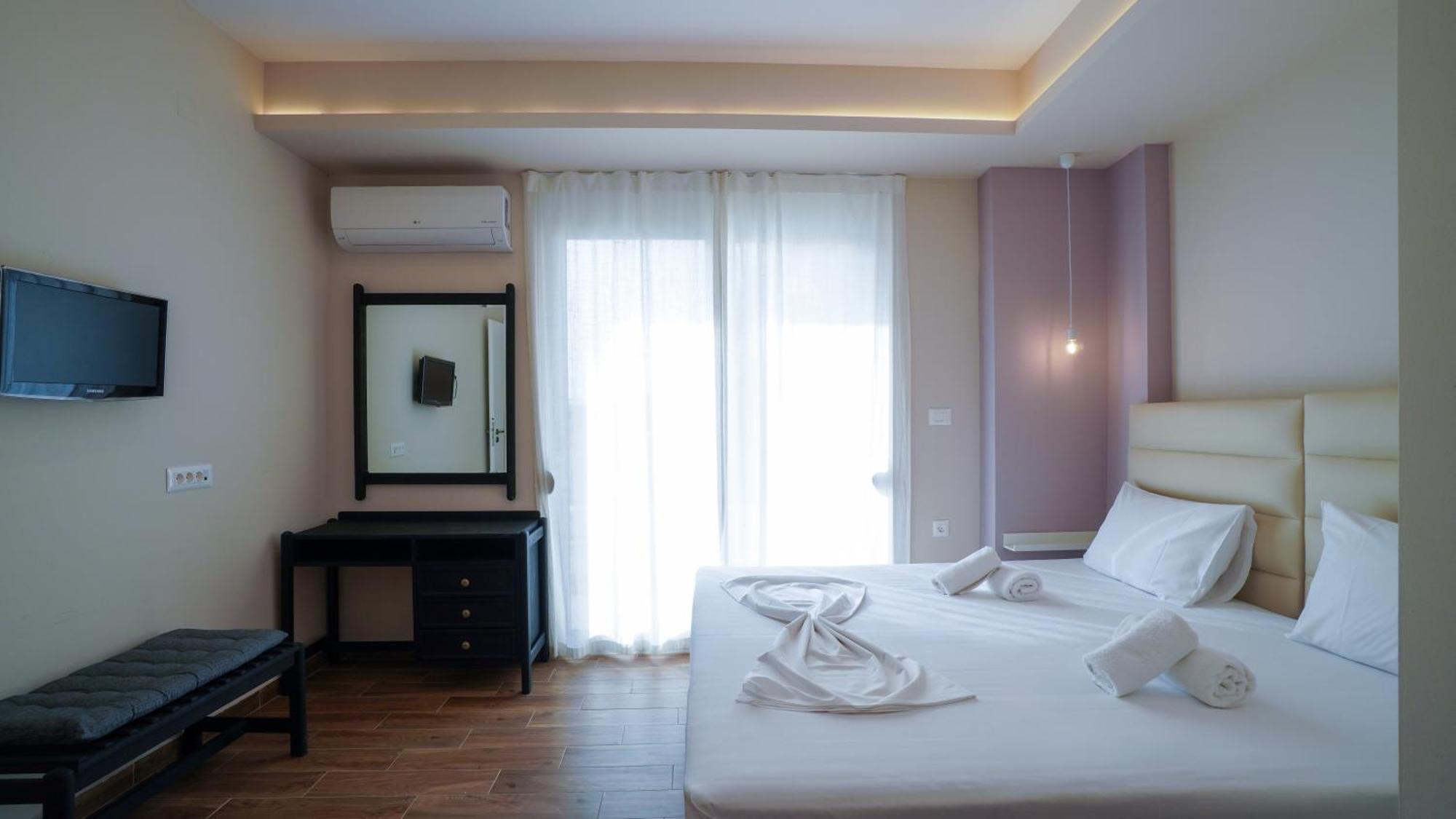 Odyssey Residences 2 خانيا المظهر الخارجي الصورة