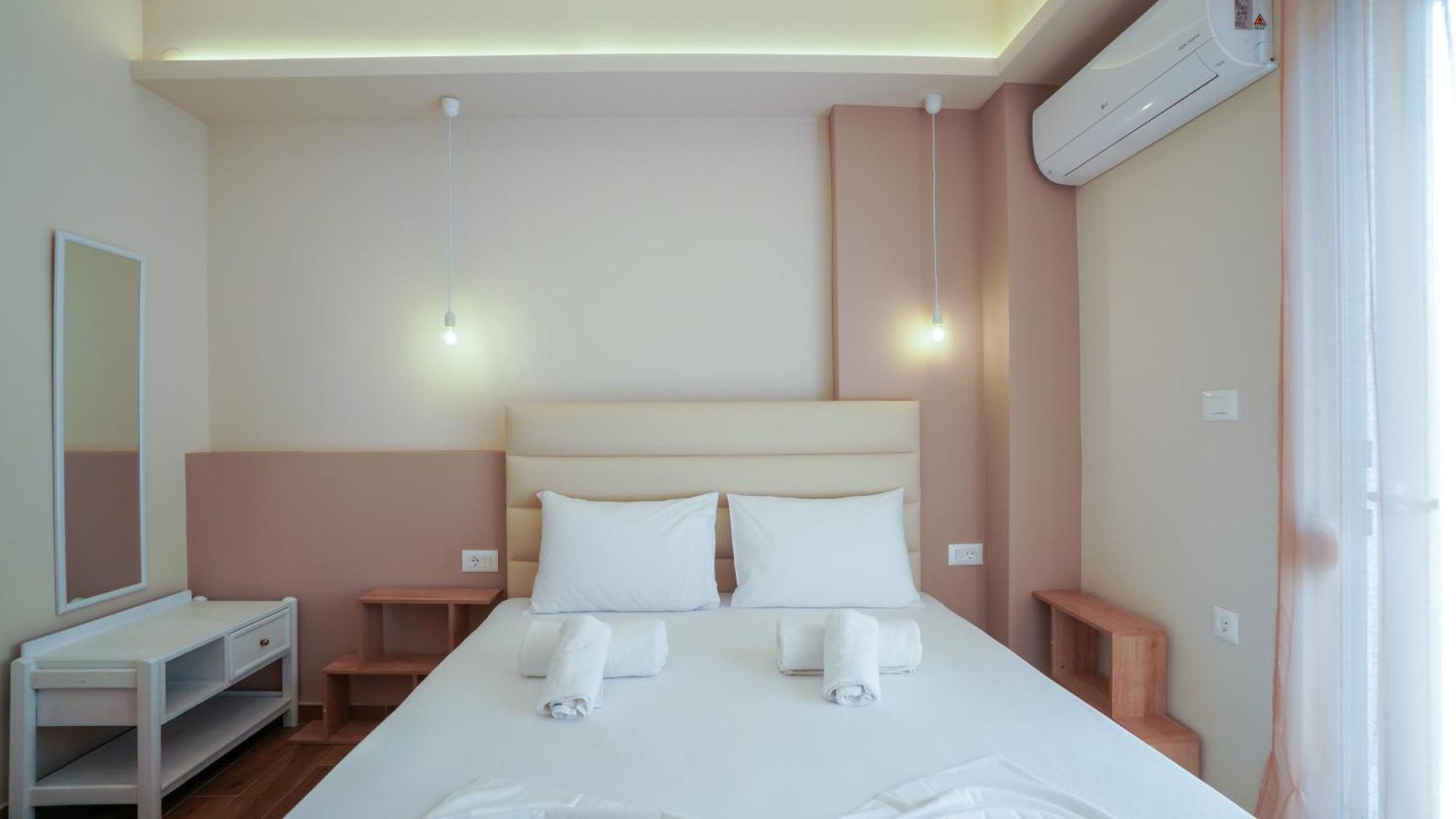 Odyssey Residences 2 خانيا المظهر الخارجي الصورة